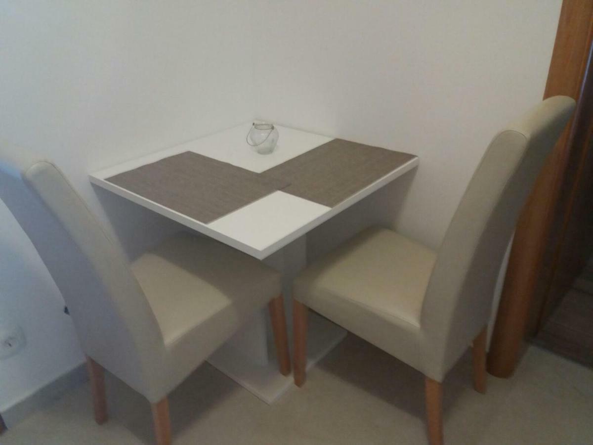 Apartments Prpic Seget Vranjica Rom bilde